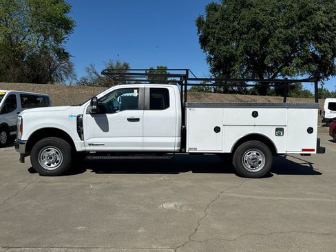 New 2026 Ford F350 XL w/ XL Chrome Package image 6
