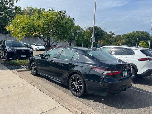 Certified 2024 Toyota Camry SE w/ Protection Package (Q2) (TMS) FWD image 3