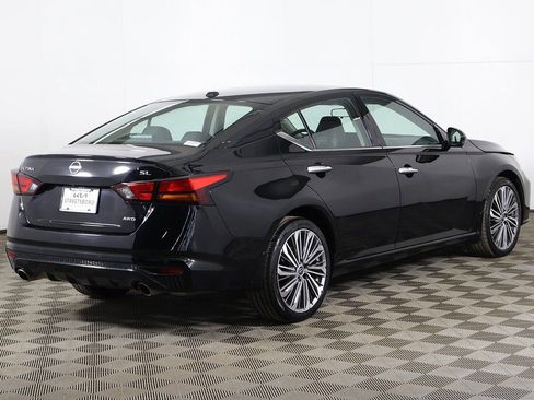 Used 2024 Nissan Altima 2.5 SL image 11