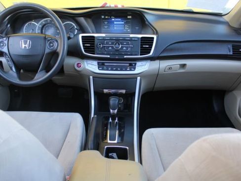 Used 2015 Honda Accord EX image 11