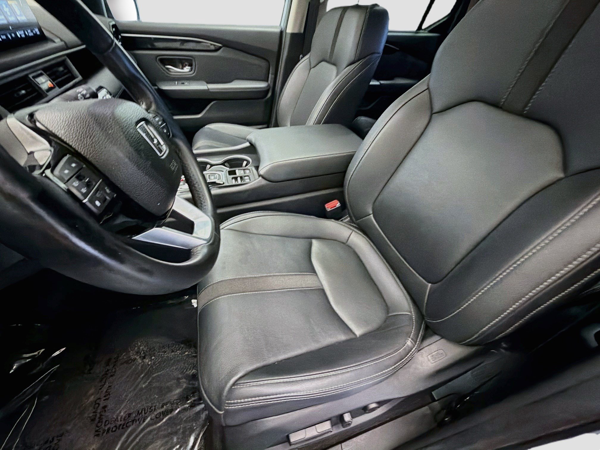 Used 2024 Honda Pilot Touring image 11