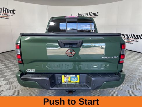 Used 2022 Nissan Frontier PRO-4X w/ Technology Package image 6
