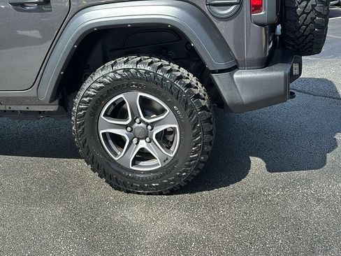 Used 2022 Jeep Wrangler Unlimited Sport AWD/4WD image 9