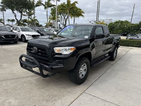 Used 2021 Toyota Tacoma SR w/ SR Convenience Package RWD image 9
