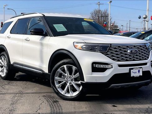 Certified 2023 Ford Explorer Platinum w/ Technology Package image 31