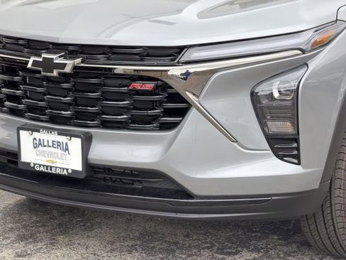 New 2026 Chevrolet Trax RS w/ Driver Confidence Package FWD image 7