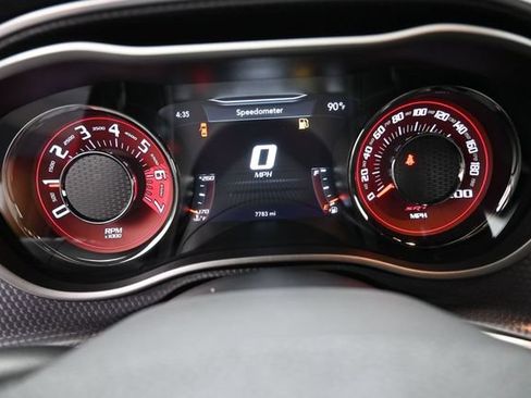 Used 2016 Dodge Challenger SRT Hellcat RWD image 29