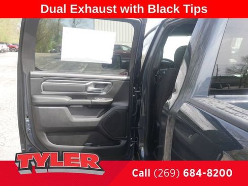 New 2026 RAM 1500 4x4 Crew Cab image 20
