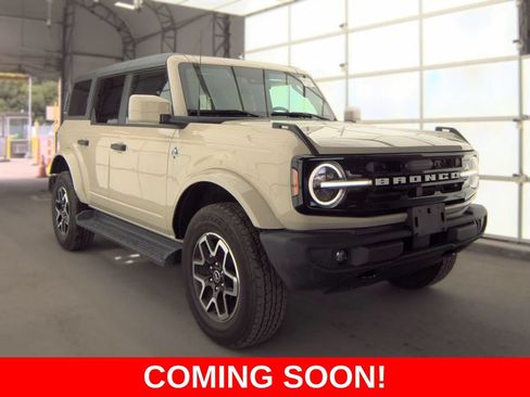 Used 2026 Ford Bronco Outer Banks AWD/4WD image 1