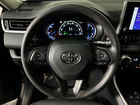 Certified 2025 Toyota RAV4 XLE image 15