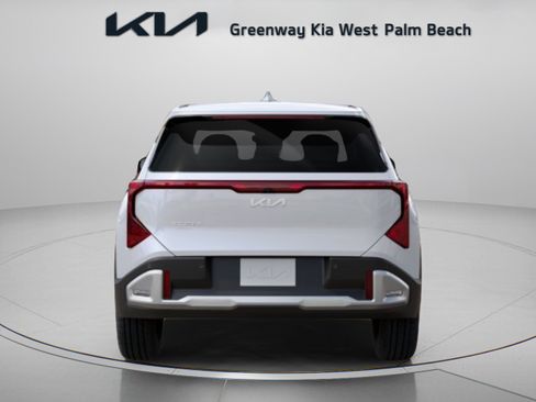 New 2027 Kia Seltos S FWD image 6