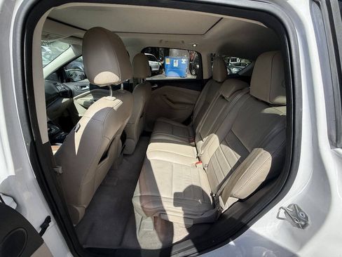 Used 2015 Ford Escape Titanium w/ Equipment Group 301A AWD/4WD image 19
