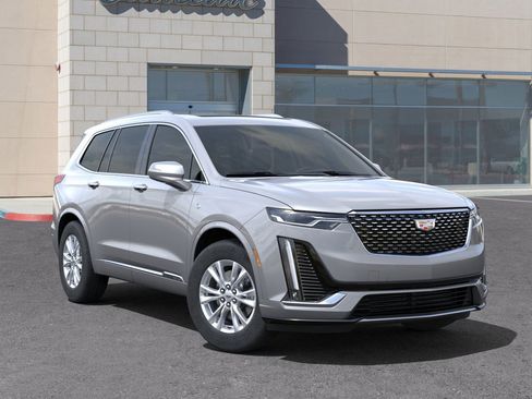 New 2025 Cadillac XT6 Luxury image 40
