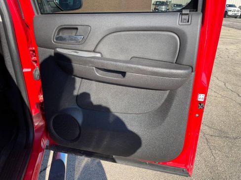 Used 2012 Chevrolet Silverado 2500 LTZ w/ LTZ Plus Package image 25
