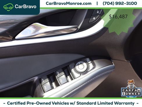 Certified 2019 Buick Enclave Essence FWD image 16