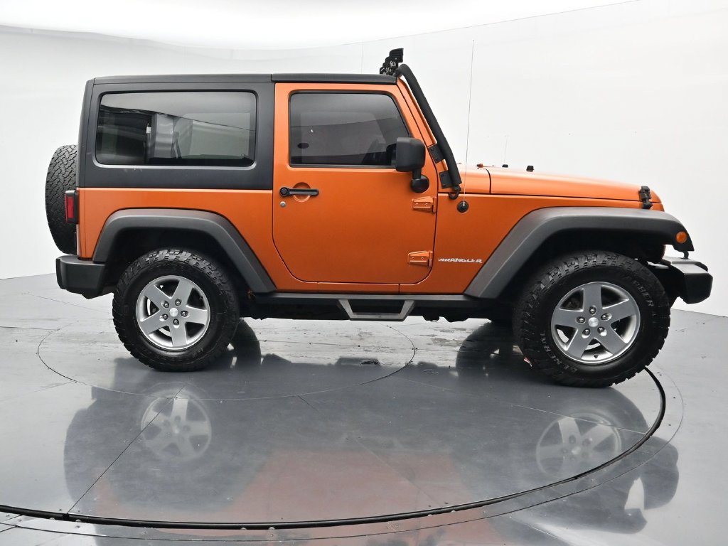 Used 2011 Jeep Wrangler Rubicon w/ Dual Top Group AWD/4WD image 9