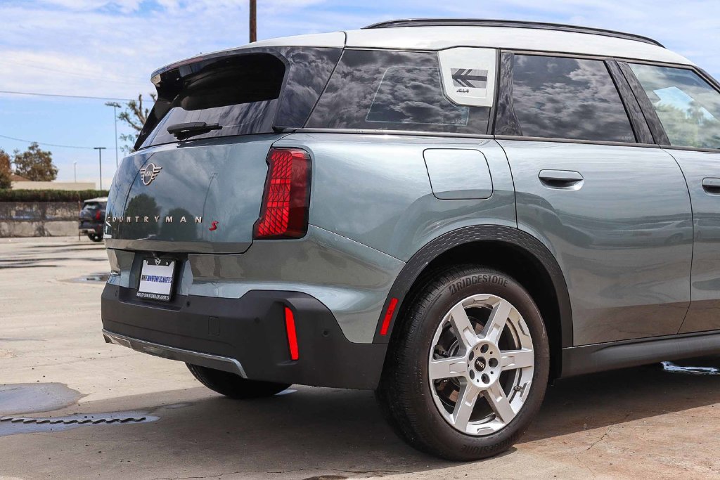 Used 2025 MINI Cooper Countryman S AWD/4WD image 12