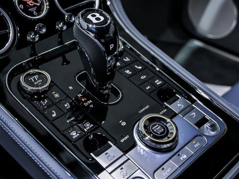 Used 2024 Bentley Continental GT image 45