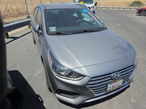 Used 2021 Hyundai Accent SE FWD image 6