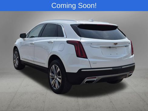 Used 2024 Cadillac XT5 Premium Luxury w/ LPO, Floor Liner Package AWD/4WD image 4