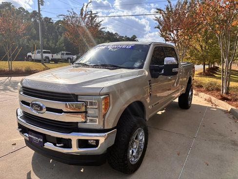 Used 2017 Ford F250 King Ranch w/ King Ranch Ultimate Package image 14