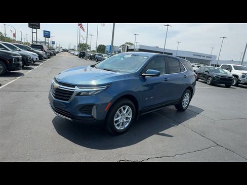 Certified 2024 Chevrolet Equinox LT AWD/4WD image 4