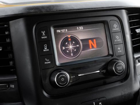 Used 2021 RAM 2500 Big Horn image 29