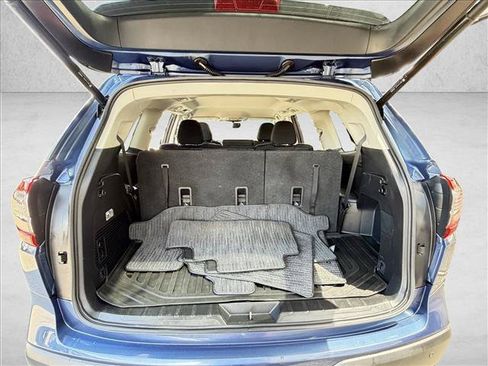 Used 2021 Subaru Ascent Premium w/ Convenience Package AWD/4WD image 14