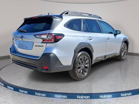 Used 2025 Subaru Outback Onyx Edition AWD/4WD image 6