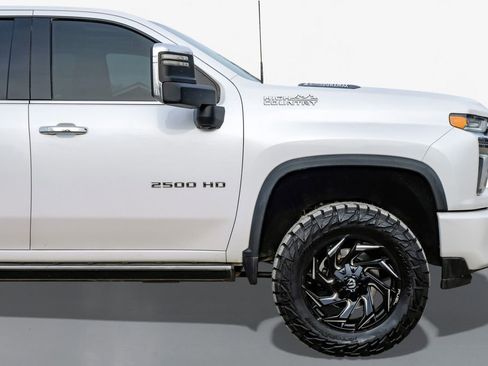 Used 2021 Chevrolet Silverado 2500 High Country w/ Z71 Off-Road Package image 7