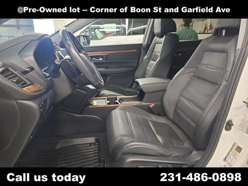 Used 2020 Honda CR-V Touring image 13