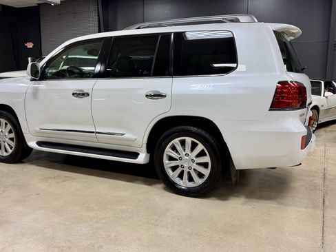 Used 2009 Lexus LX 570 4WD image 15