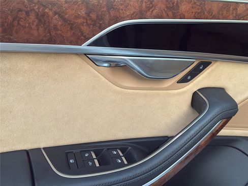 Used 2020 Audi A8 L 3.0T w/ Executive Package image 32