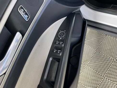 Used 2020 Ford Fusion S FWD image 12