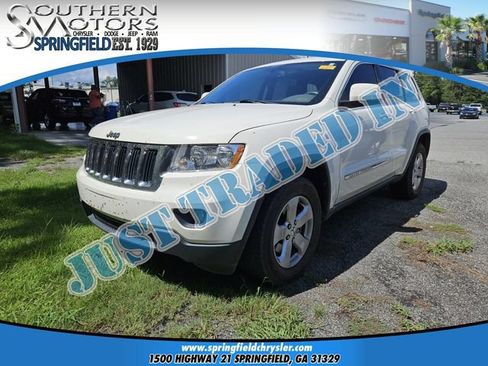 Used 2012 Jeep Grand Cherokee Laredo RWD image 1