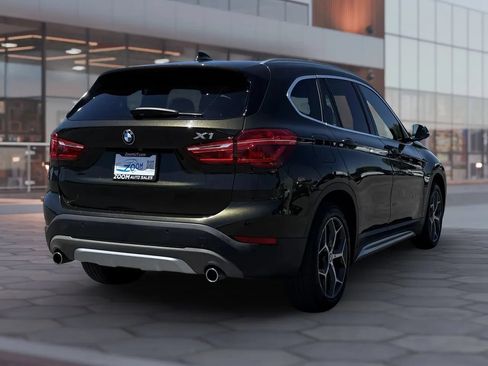 Used 2018 BMW X1 xDrive28i AWD/4WD image 10