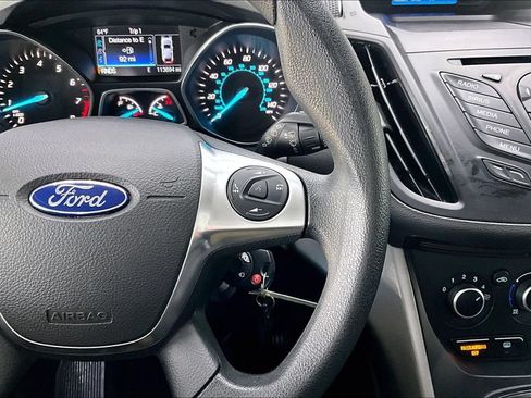 Used 2016 Ford Escape SE FWD image 11