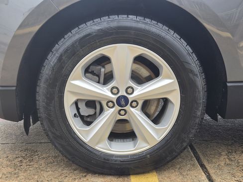 Used 2022 Ford Edge SE image 7