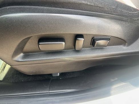 Used 2015 Chevrolet Equinox LT w/ Driver Convenience Package image 13