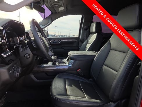 Used 2024 Chevrolet Silverado 1500 LTZ image 15