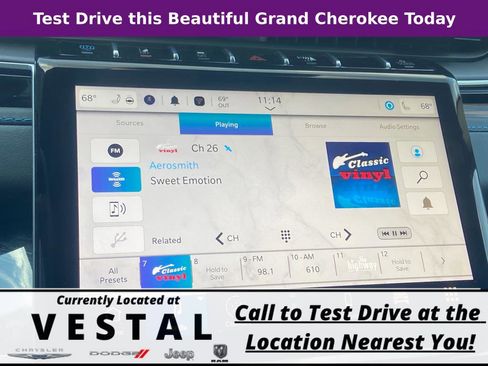 New 2023 Jeep Grand Cherokee Trailhawk w/ Advanced Protech Group II image 26