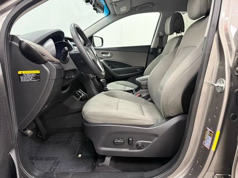 Used 2018 Hyundai Santa Fe Sport w/ 2.4L Value Package 02 FWD image 12