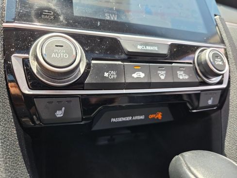 Used 2017 Honda Civic Touring image 21