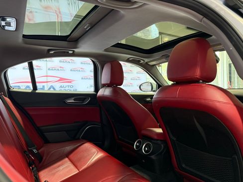 Used 2021 Alfa Romeo Giulia Sprint w/ Sun & Sound Package image 58