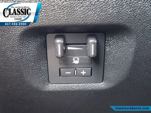 Used 2011 Chevrolet Silverado 2500 LT w/ Interior Plus Package image 23