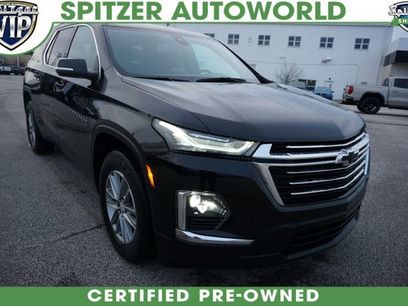 Used 2023 Chevrolet Traverse LT