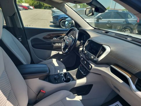 Used 2020 GMC Terrain SLE w/ Driver Convenience Package FWD image 29