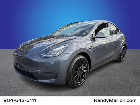 Used 2023 Tesla Model Y Long Range image 1