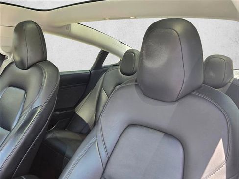 Used 2020 Tesla Model 3 Long Range AWD/4WD image 14