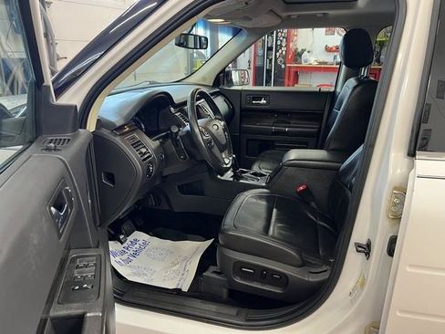 Used 2019 Ford Flex SEL w/ Equipment Group 202A AWD/4WD image 6